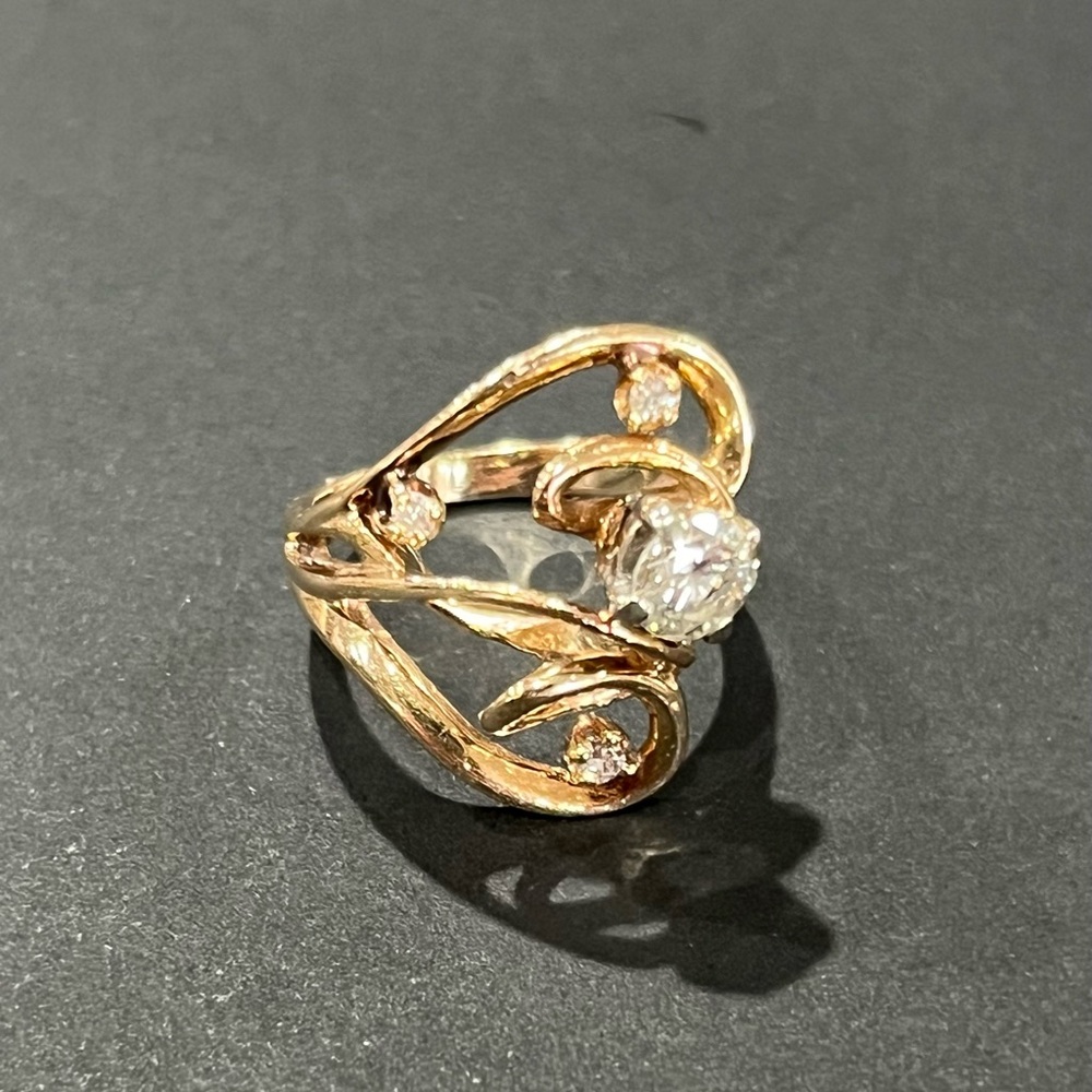 Diamond & Gold Engagement Ring